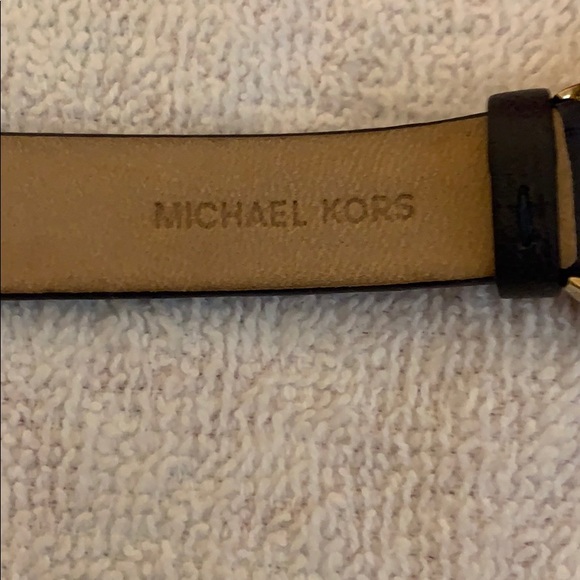 Michael Kors - Picture 3 of 5